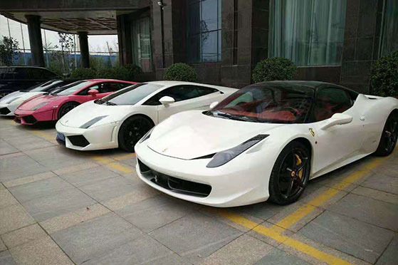 超級(jí)跑車(chē)法拉利